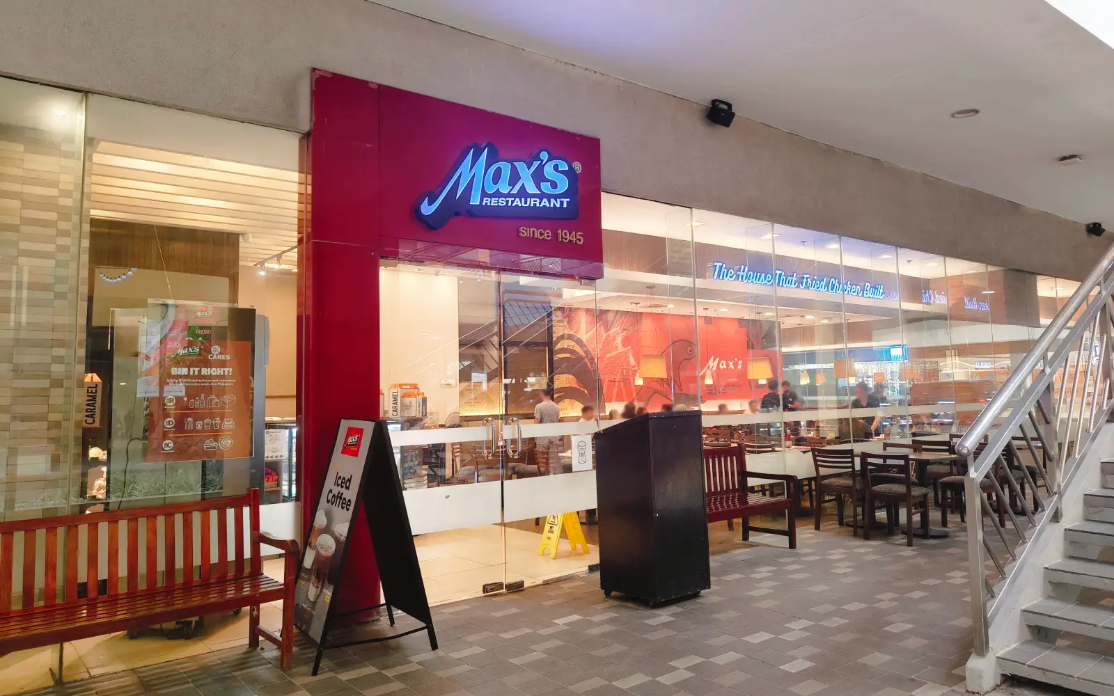 MAX'S in SM Mall of Asia